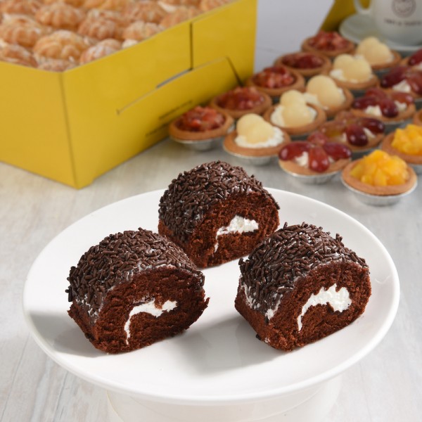 Mini Chocolate Swiss Rolls (Box of 16 / 30) [3 Working Days Required]