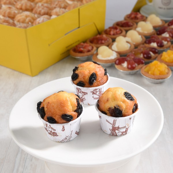 Mini Sultana Muffins (Box of 40) [3 Working Days Required]